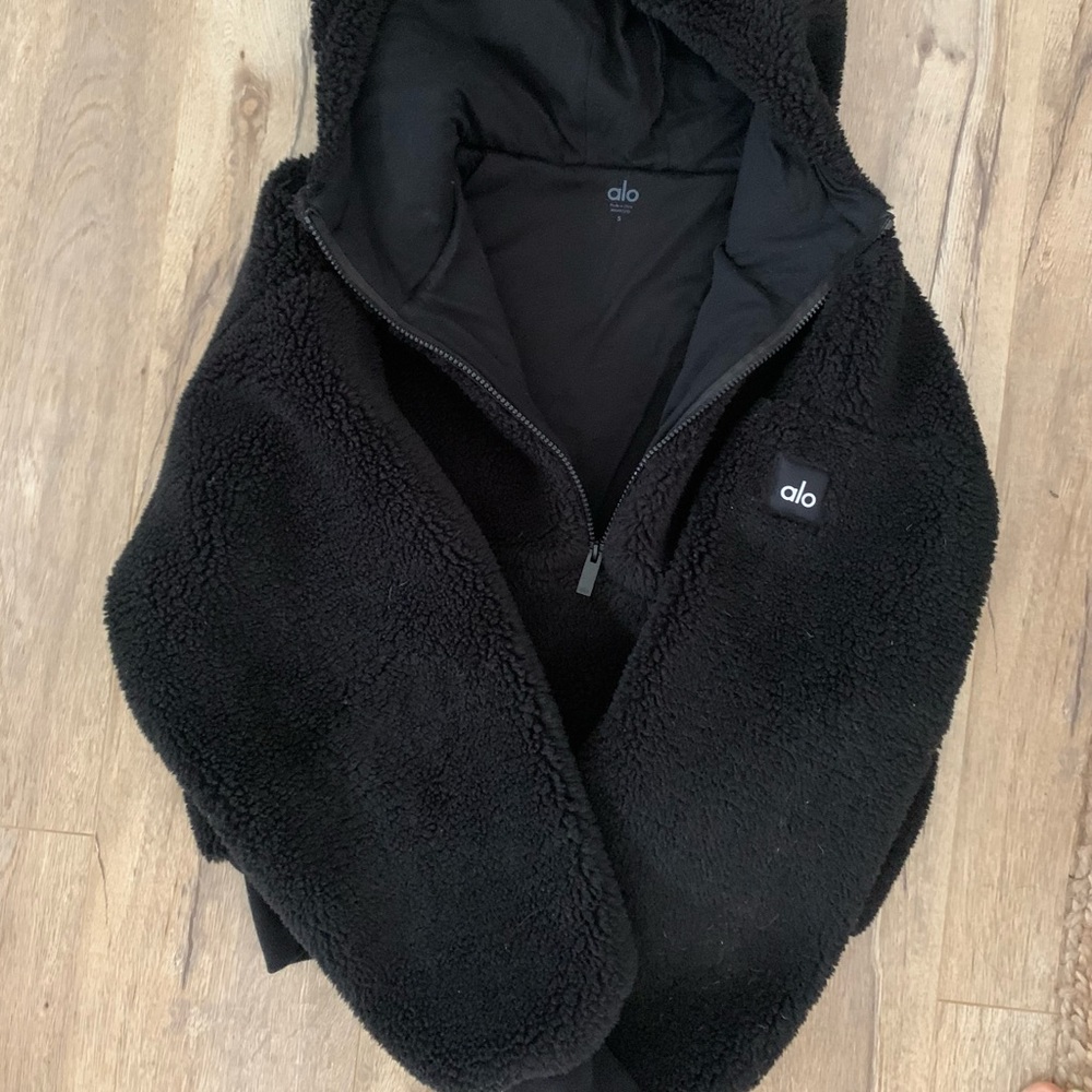 Ali Yoga Half Zip Teddy Sweater Pull Over